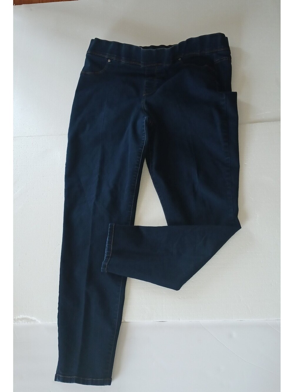 Jeans Calvin Klien Women's Dark Wash Pull up Blue Jeans Size 18W